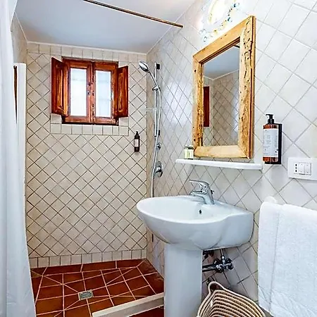 Dimora Rutica Bed & Breakfast